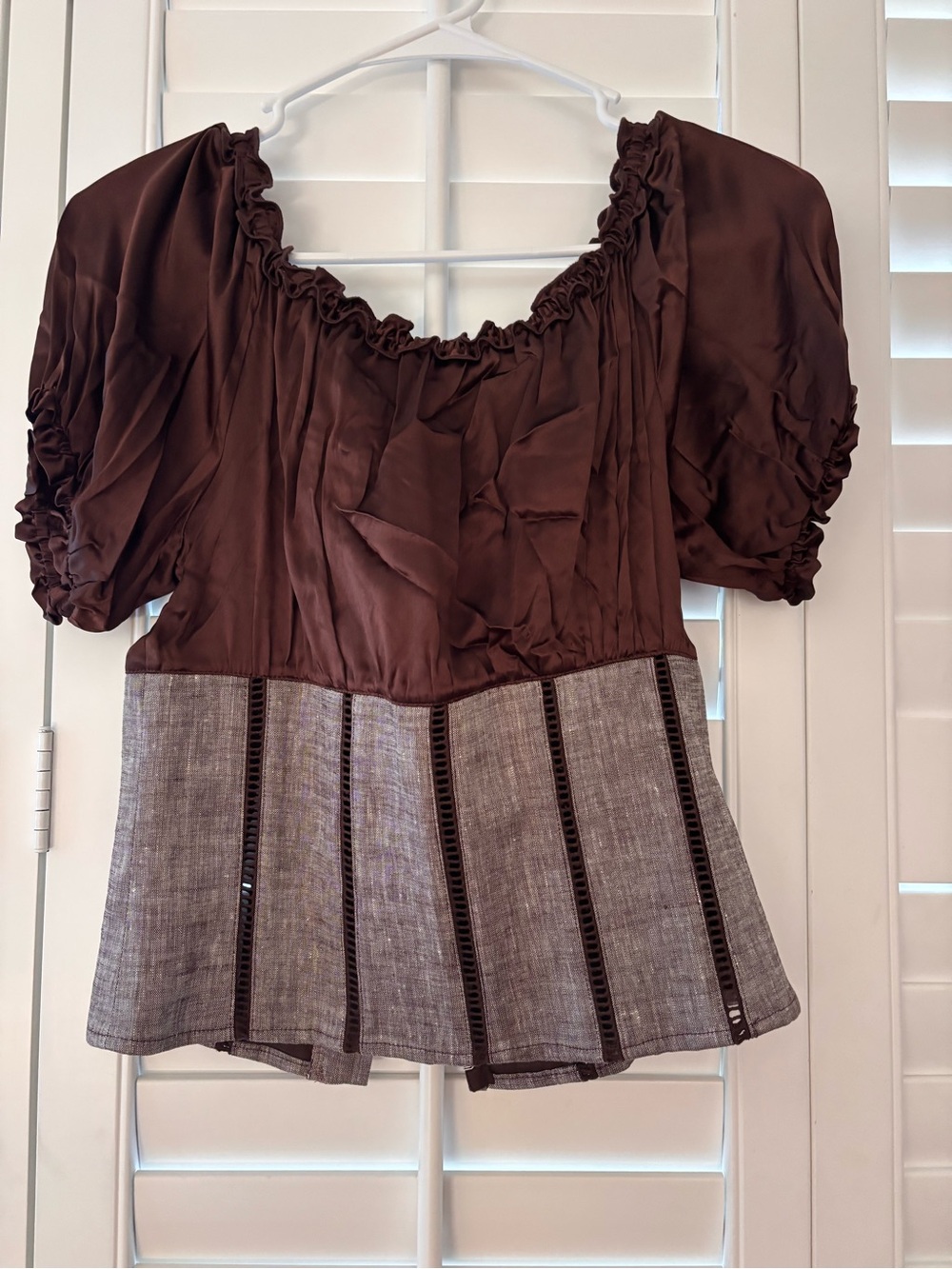 bebe Brown Peasant-Style Blouse with Heathered Panel